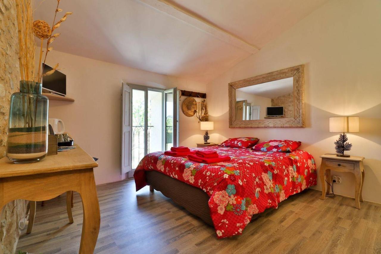 Le Mas De La Calade Bed and Breakfast Αιξ-αν-Προβάνς Εξωτερικό φωτογραφία
