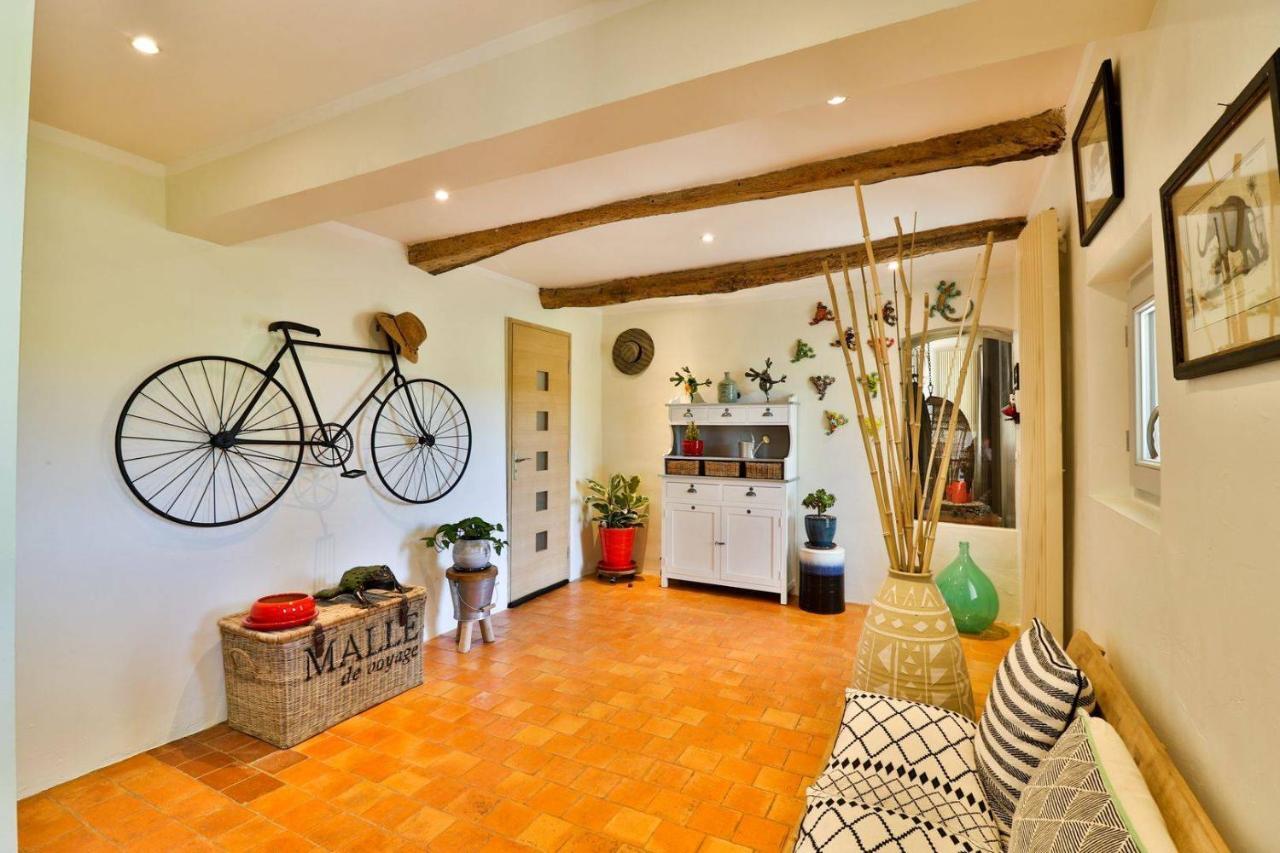 Le Mas De La Calade Bed and Breakfast Αιξ-αν-Προβάνς Εξωτερικό φωτογραφία